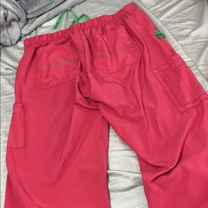 Womens Carhartt scrubs